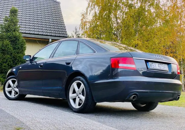 AUDI A6 Limousine 