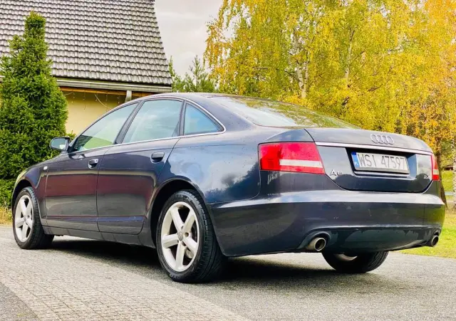 AUDI A6 Limousine 