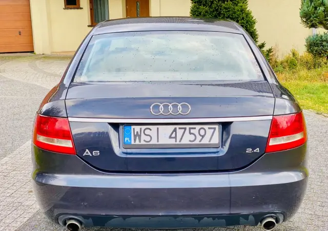 AUDI A6 Limousine 