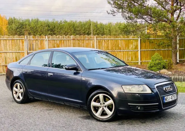 AUDI A6 Limousine 