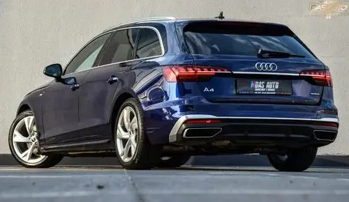 AUDI A4 