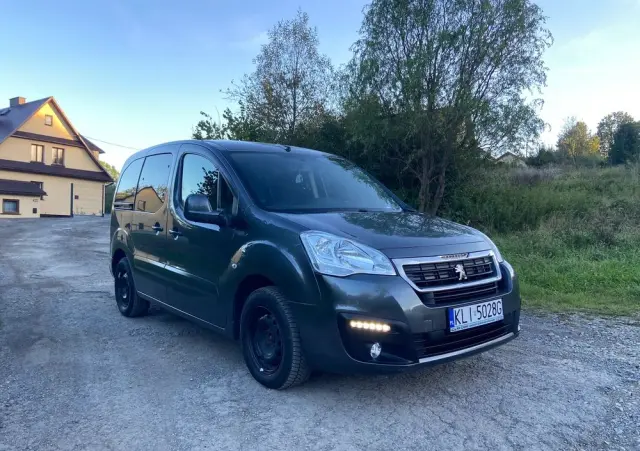 PEUGEOT Partner Tepee BlueHDi 100 Stop&Start ETG6 Active