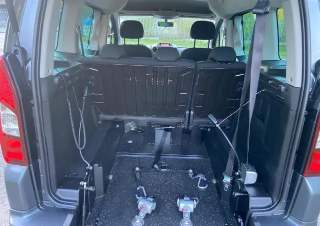 PEUGEOT Partner Tepee BlueHDi 100 Stop&Start ETG6 Active