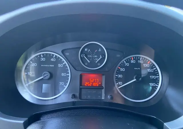 PEUGEOT Partner Tepee BlueHDi 100 Stop&Start ETG6 Active