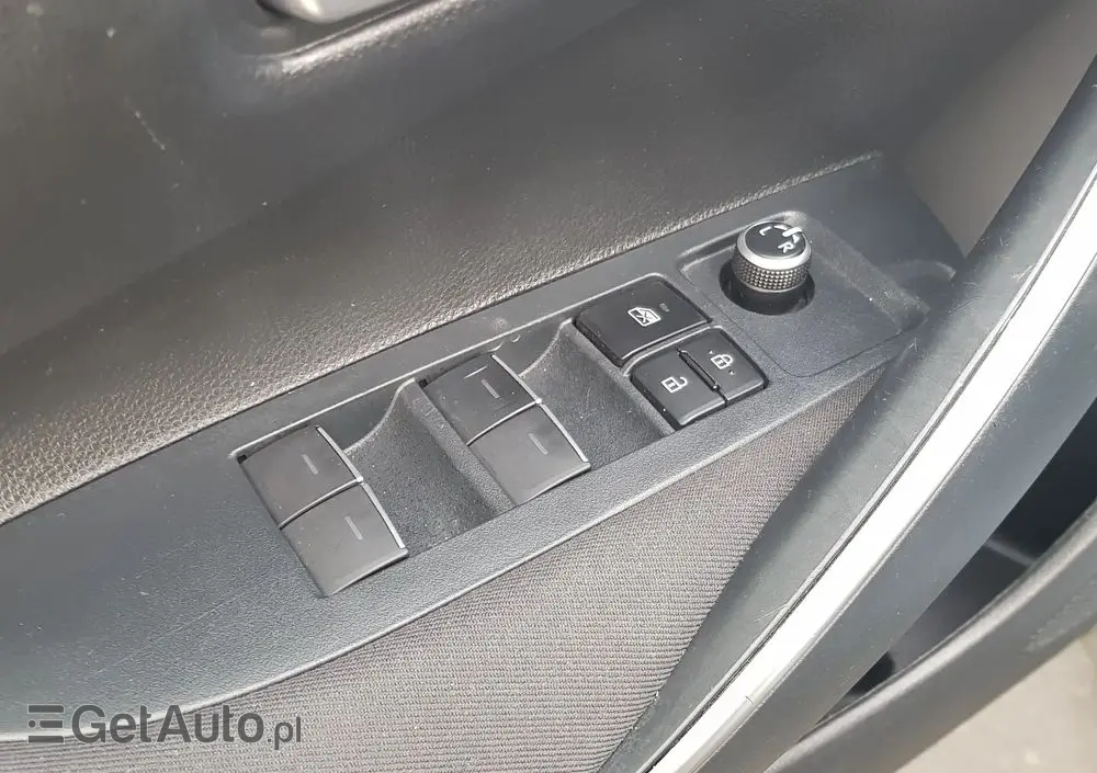 TOYOTA Corolla 1.5 Comfort MS