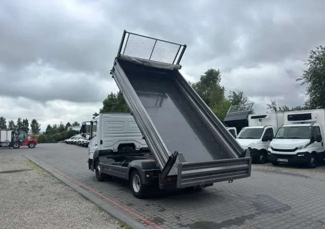 MERCEDES-BENZ 818 821 921 1018 1221 1218 1224 1523 1527 