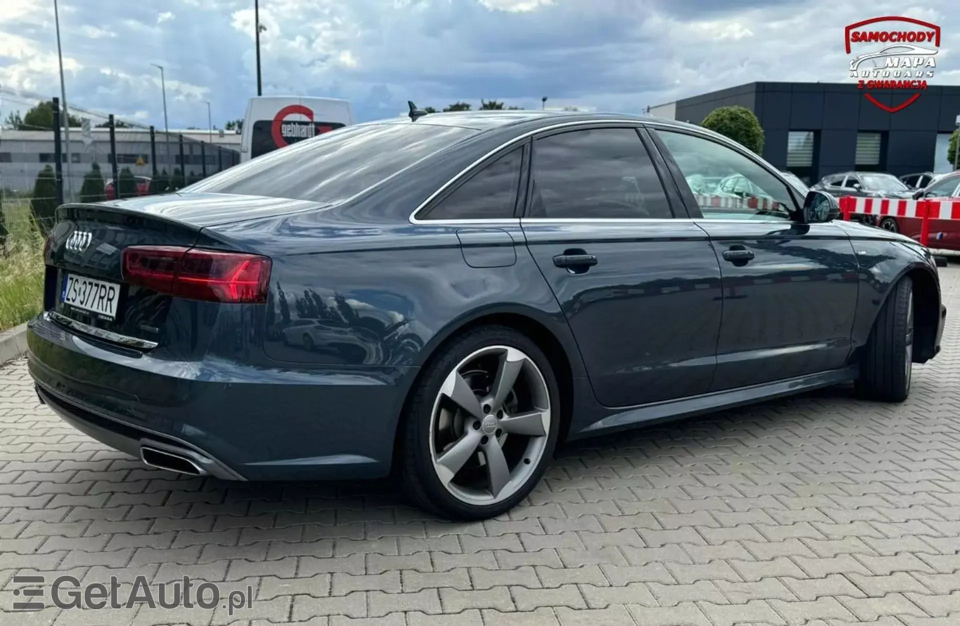 AUDI A6 