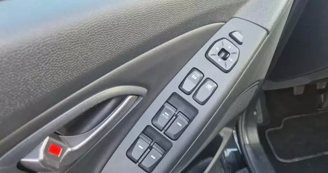 HYUNDAI Ix35 1.6 2WD Fifa World Cup Edition