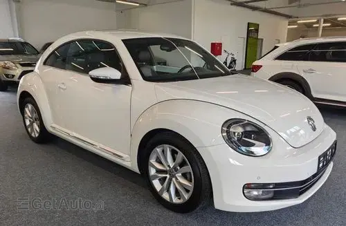 VOLKSWAGEN Beetle 
