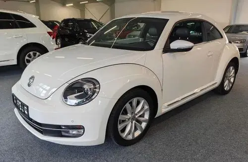 VOLKSWAGEN Beetle 