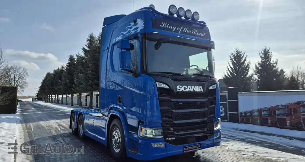 SCANIA SCANIA///R540///6×4///2021///RETARDER///SKÓRY///FULL LED///CAŁY NA PODUSZKACH///NAWIGACJA///ALUMINIOWE FELGI///WYŚWIETLACZ OBCIĄŻENIA///ZABUDOWY MIĘDZYOSIOWE///BARDZO BOGATA WERSJA///STAN BARDZO DOBRY 
