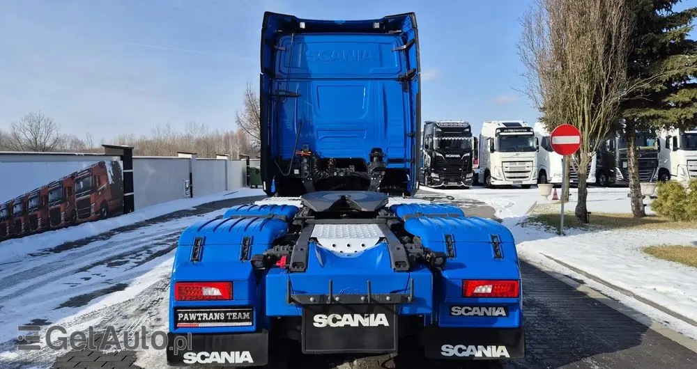 SCANIA SCANIA///R540///6×4///2021///RETARDER///SKÓRY///FULL LED///CAŁY NA PODUSZKACH///NAWIGACJA///ALUMINIOWE FELGI///WYŚWIETLACZ OBCIĄŻENIA///ZABUDOWY MIĘDZYOSIOWE///BARDZO BOGATA WERSJA///STAN BARDZO DOBRY 