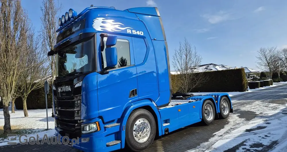 SCANIA SCANIA///R540///6×4///2021///RETARDER///SKÓRY///FULL LED///CAŁY NA PODUSZKACH///NAWIGACJA///ALUMINIOWE FELGI///WYŚWIETLACZ OBCIĄŻENIA///ZABUDOWY MIĘDZYOSIOWE///BARDZO BOGATA WERSJA///STAN BARDZO DOBRY 