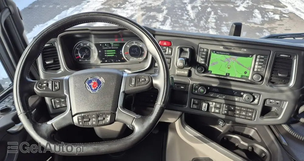 SCANIA SCANIA///R540///6×4///2021///RETARDER///SKÓRY///FULL LED///CAŁY NA PODUSZKACH///NAWIGACJA///ALUMINIOWE FELGI///WYŚWIETLACZ OBCIĄŻENIA///ZABUDOWY MIĘDZYOSIOWE///BARDZO BOGATA WERSJA///STAN BARDZO DOBRY 