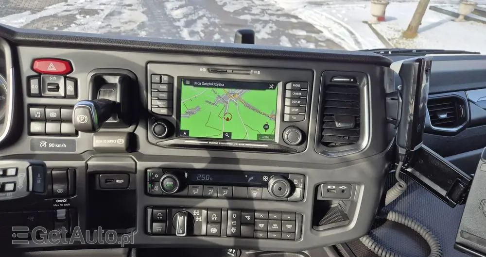 SCANIA SCANIA///R540///6×4///2021///RETARDER///SKÓRY///FULL LED///CAŁY NA PODUSZKACH///NAWIGACJA///ALUMINIOWE FELGI///WYŚWIETLACZ OBCIĄŻENIA///ZABUDOWY MIĘDZYOSIOWE///BARDZO BOGATA WERSJA///STAN BARDZO DOBRY 