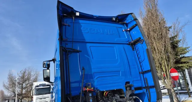 SCANIA SCANIA///R540///6×4///2021///RETARDER///SKÓRY///FULL LED///CAŁY NA PODUSZKACH///NAWIGACJA///ALUMINIOWE FELGI///WYŚWIETLACZ OBCIĄŻENIA///ZABUDOWY MIĘDZYOSIOWE///BARDZO BOGATA WERSJA///STAN BARDZO DOBRY 