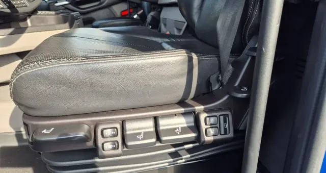 SCANIA SCANIA///R540///6×4///2021///RETARDER///SKÓRY///FULL LED///CAŁY NA PODUSZKACH///NAWIGACJA///ALUMINIOWE FELGI///WYŚWIETLACZ OBCIĄŻENIA///ZABUDOWY MIĘDZYOSIOWE///BARDZO BOGATA WERSJA///STAN BARDZO DOBRY 