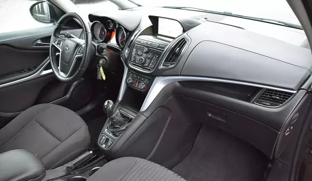 OPEL Zafira 