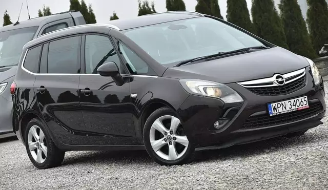 OPEL Zafira 