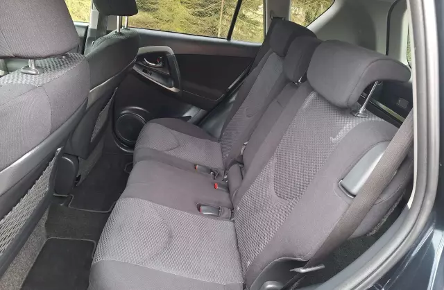 TOYOTA RAV4 2.0 VVT-i (158 KM) 4WD