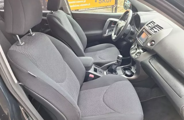 TOYOTA RAV4 2.0 VVT-i (158 KM) 4WD