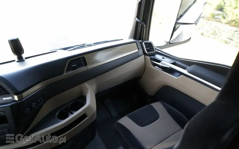 MAN TGX 18.510 / GM / RETARDER / KLIMA POSTOJOWA  / NAVI 