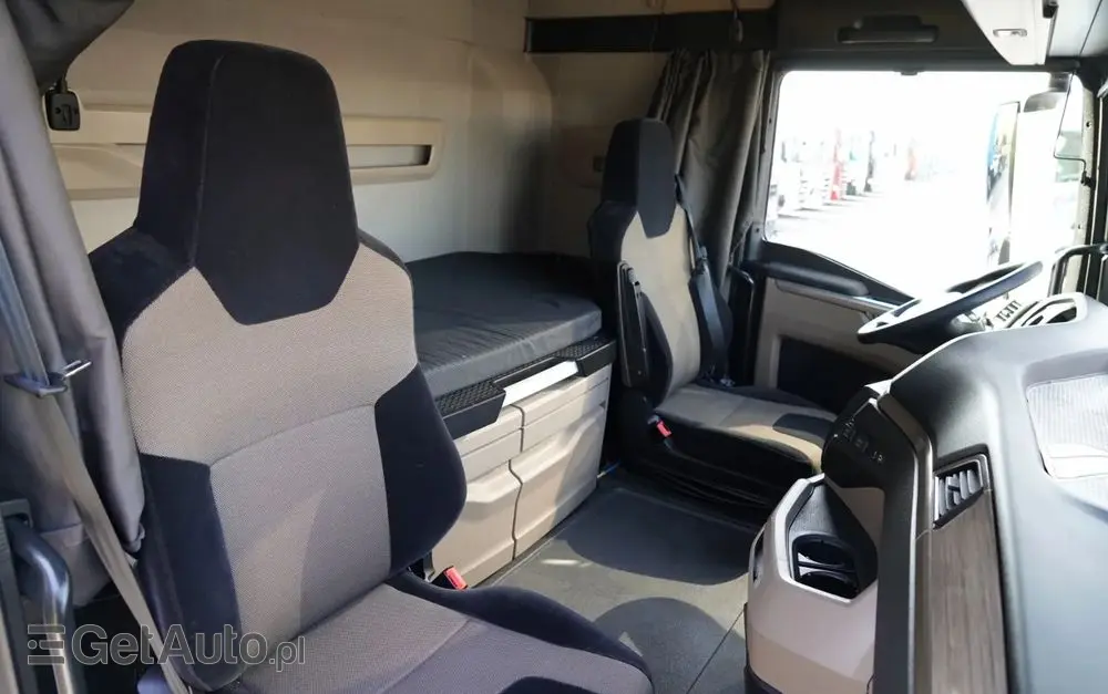 MAN TGX 18.510 / GM / RETARDER / KLIMA POSTOJOWA  / NAVI 