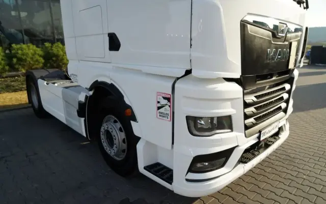 MAN TGX 18.510 / GM / RETARDER / KLIMA POSTOJOWA  / NAVI 