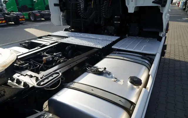 MAN TGX 18.510 / GM / RETARDER / KLIMA POSTOJOWA  / NAVI 