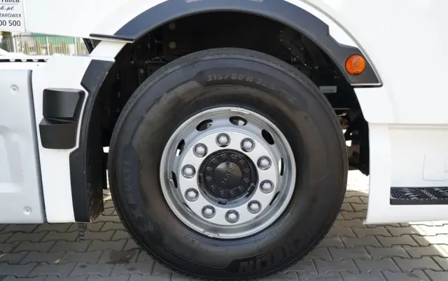 MAN TGX 18.510 / GM / RETARDER / KLIMA POSTOJOWA  / NAVI 