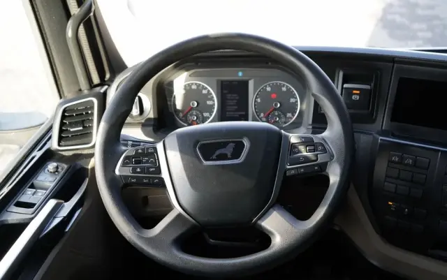 MAN TGX 18.510 / GM / RETARDER / KLIMA POSTOJOWA  / NAVI 