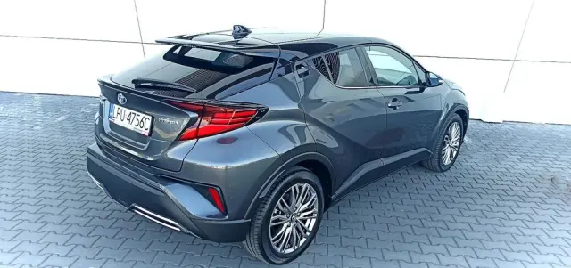 TOYOTA C-HR 