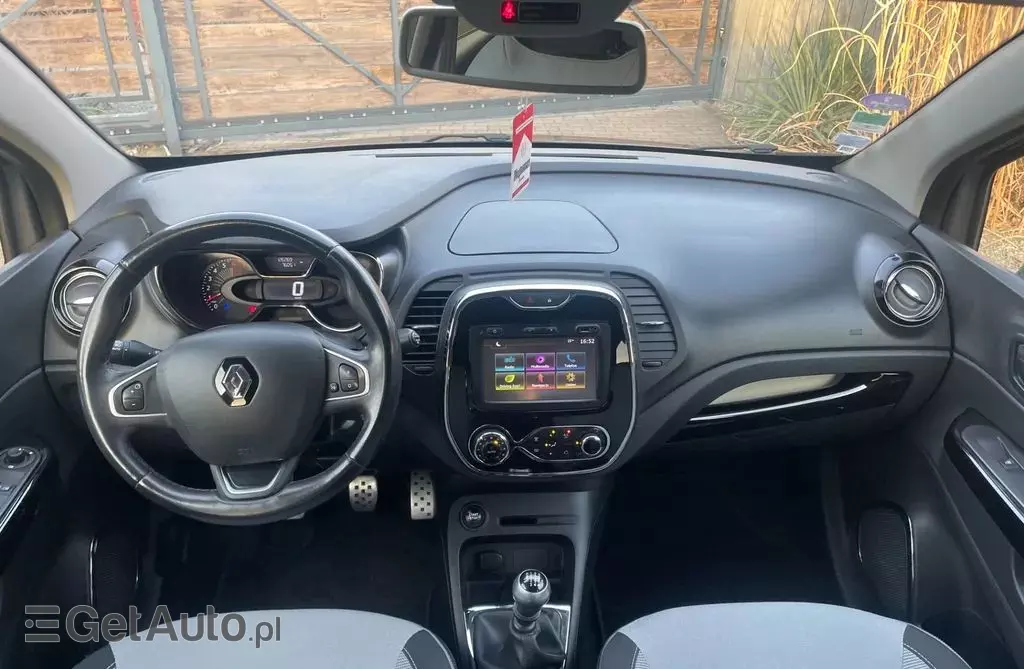 RENAULT Captur 