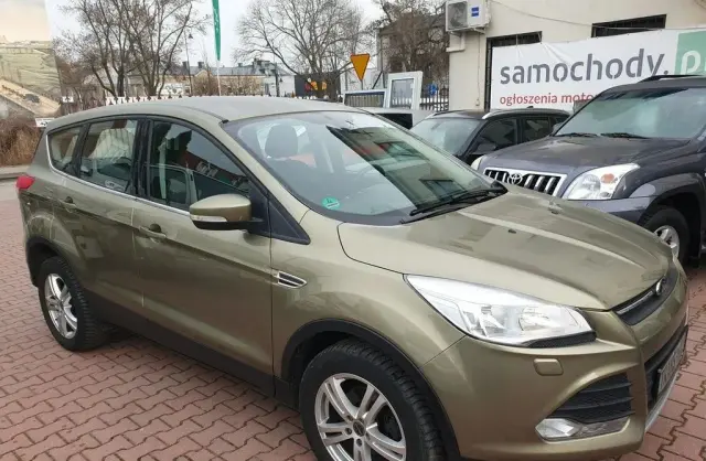 FORD Kuga 