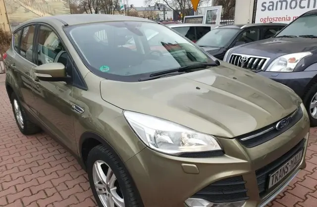 FORD Kuga 