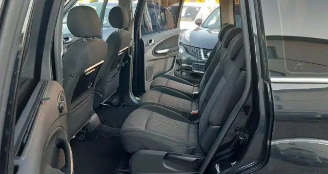 FORD Galaxy 2.0 Ghia