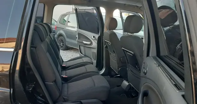 FORD Galaxy 2.0 Ghia