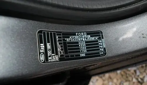 FORD Kuga 
