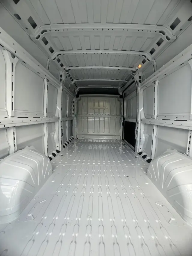 OPEL Movano Heavy 2.2 Diesel MR`22 E6.4 3.5t L3H2