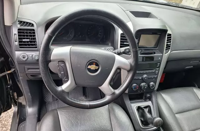 CHEVROLET Captiva 2.0 VCDi (127 KM)