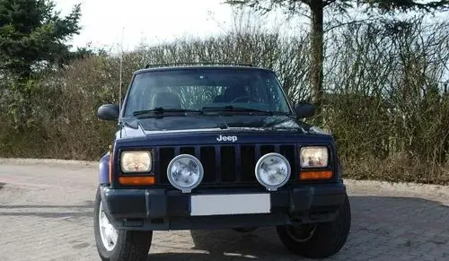 JEEP Cherokee 