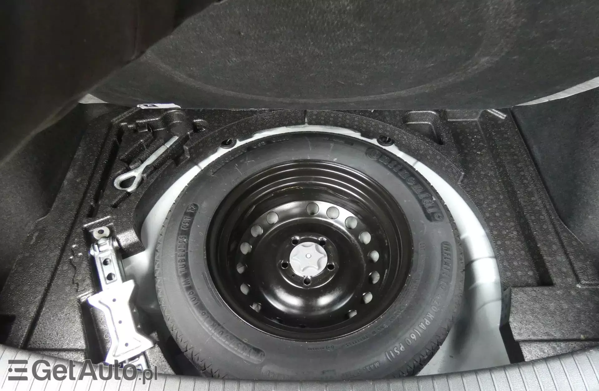 NISSAN Qashqai 2.0i (141 KM)