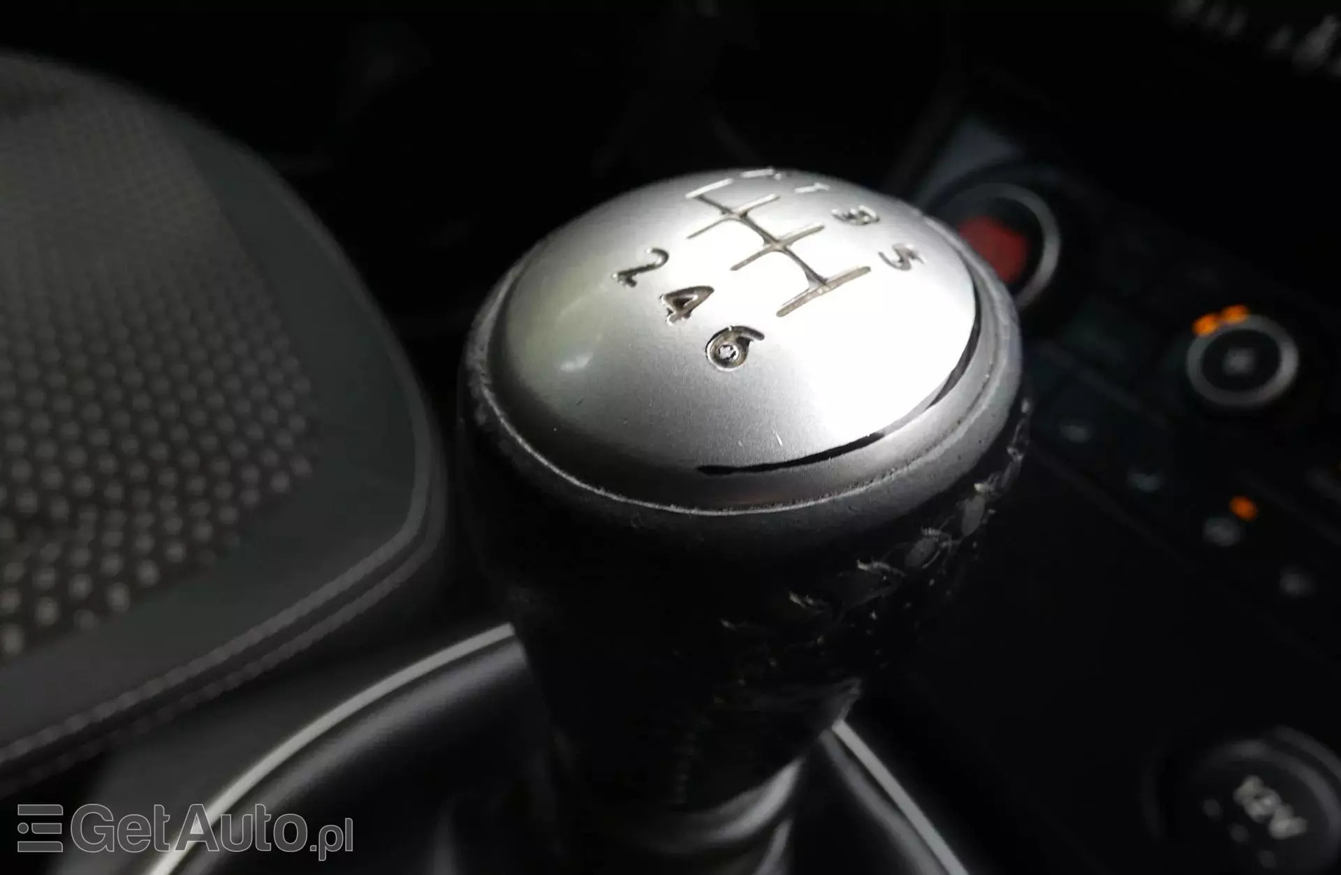 NISSAN Qashqai 2.0i (141 KM)