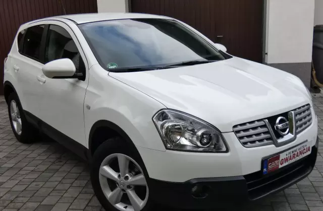 NISSAN Qashqai 2.0i (141 KM)