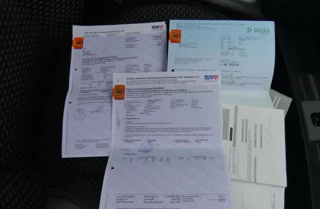 NISSAN Qashqai 2.0i (141 KM)