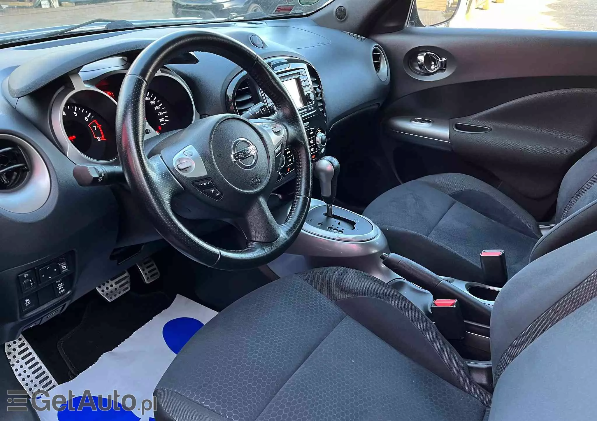 NISSAN Juke 1.6 T Tekna 4x4