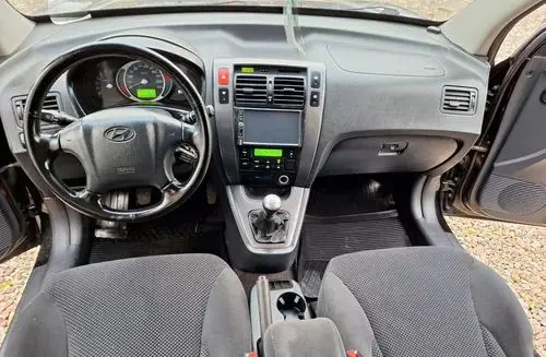 HYUNDAI Tucson 