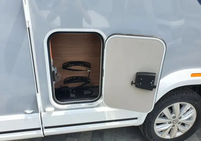 KNAUS VAN WAVE 640 MEG VANSATION 