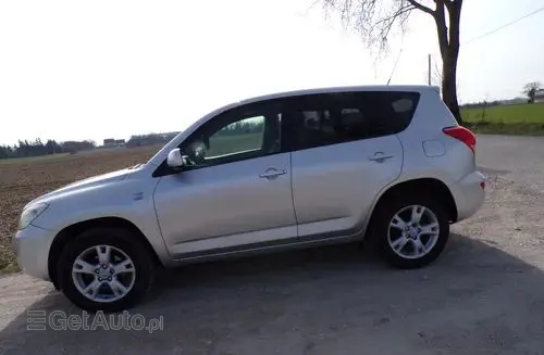 TOYOTA Rav 4 
