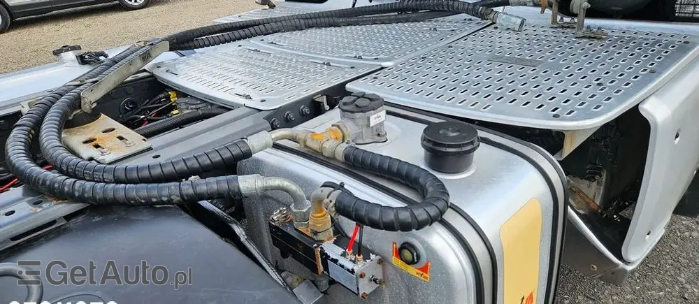 DAF XF 480 / SPACE CAB / HYDRAULIKA / KLIMA POSTOJOWA 